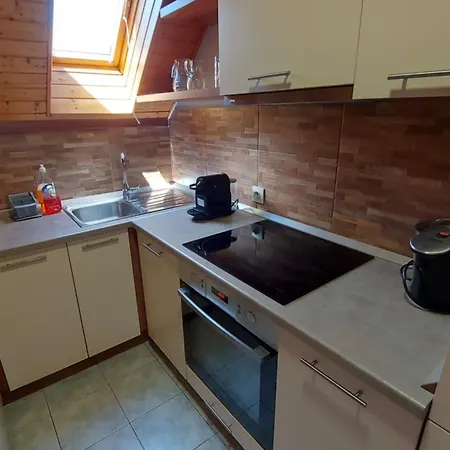 Aranykagylo Nyaralohaz Apartament *
